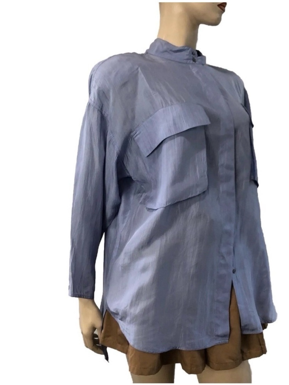 Apperenza Relaxed Light Blue Button-Front Shirt with Flap Pockets